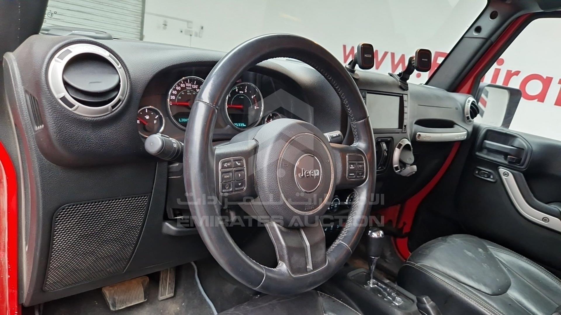 2015 JEEP WRANGLER SAHARA VIN: 1C4HJWE50FL522674