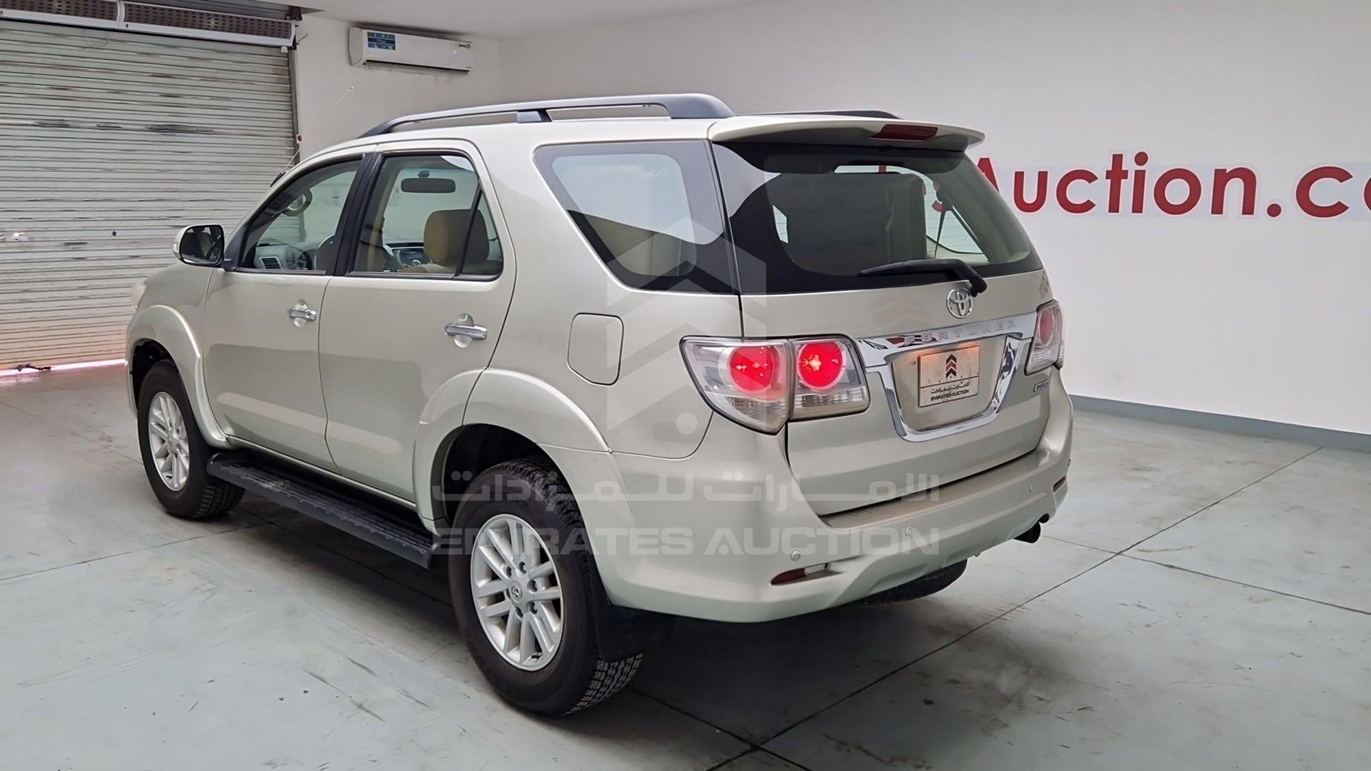 2014 TOYOTA FORTUNER VIN: MHFYU59G1E7031572