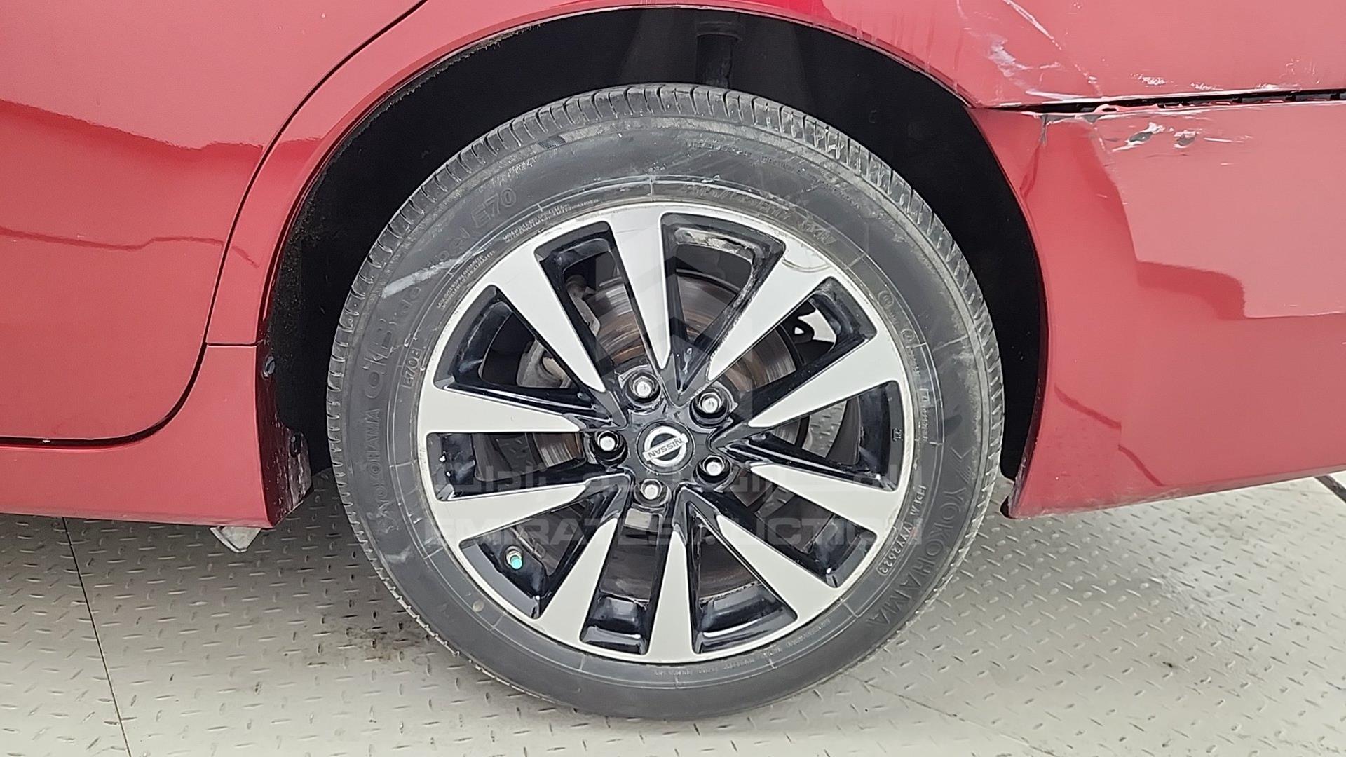 2018 NISSAN ALTIMA VIN: 1N4AL3A96JC164529