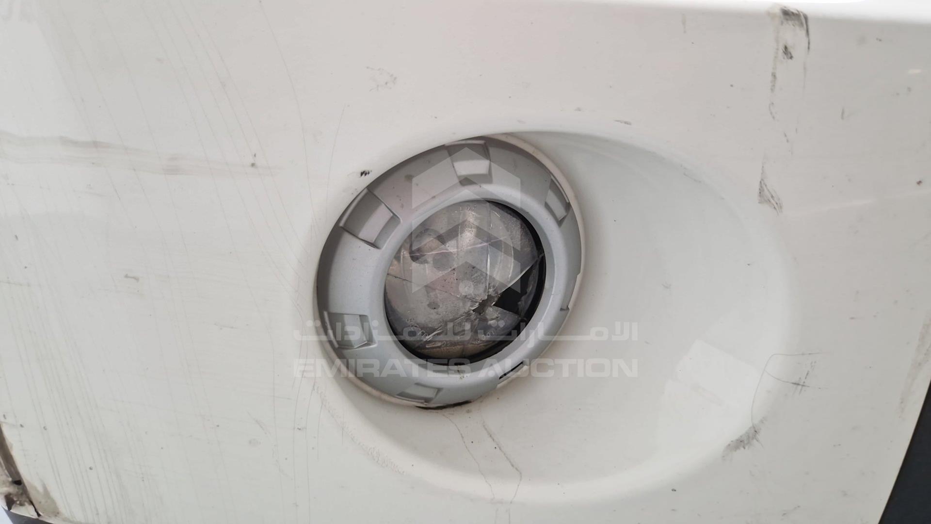 2011 MITSUBISHI PAJERO VIN: JMYLRV95WBJ708816