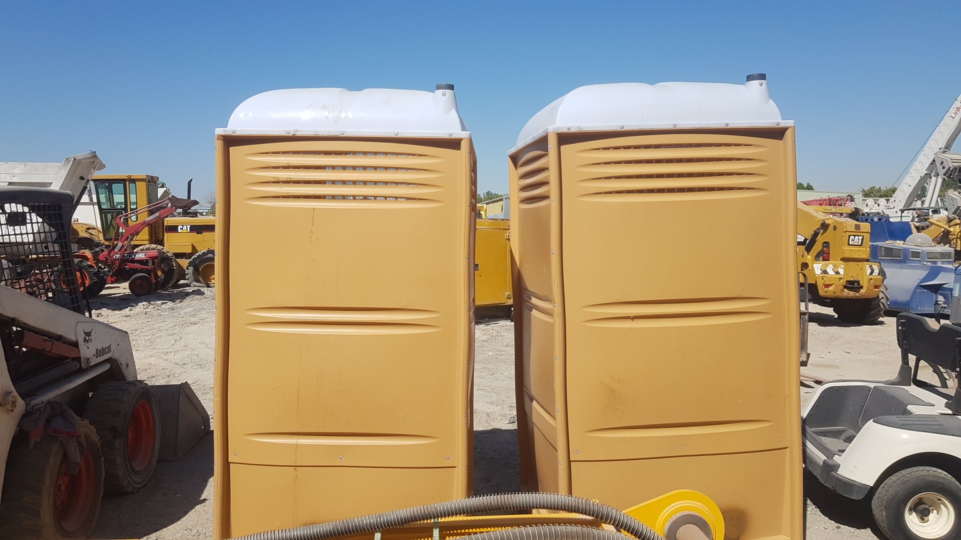 Portable toilet for sale in UAE | 219965