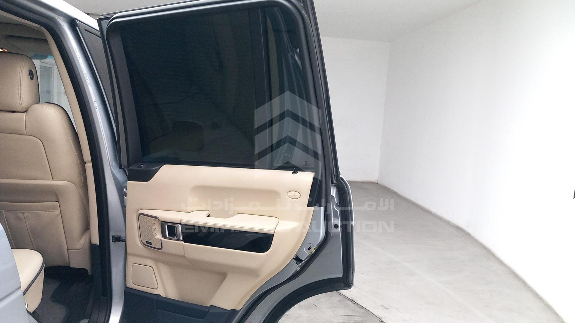 2010 RANGE ROVER VOGUE VIN: SALLMAME4AA319445