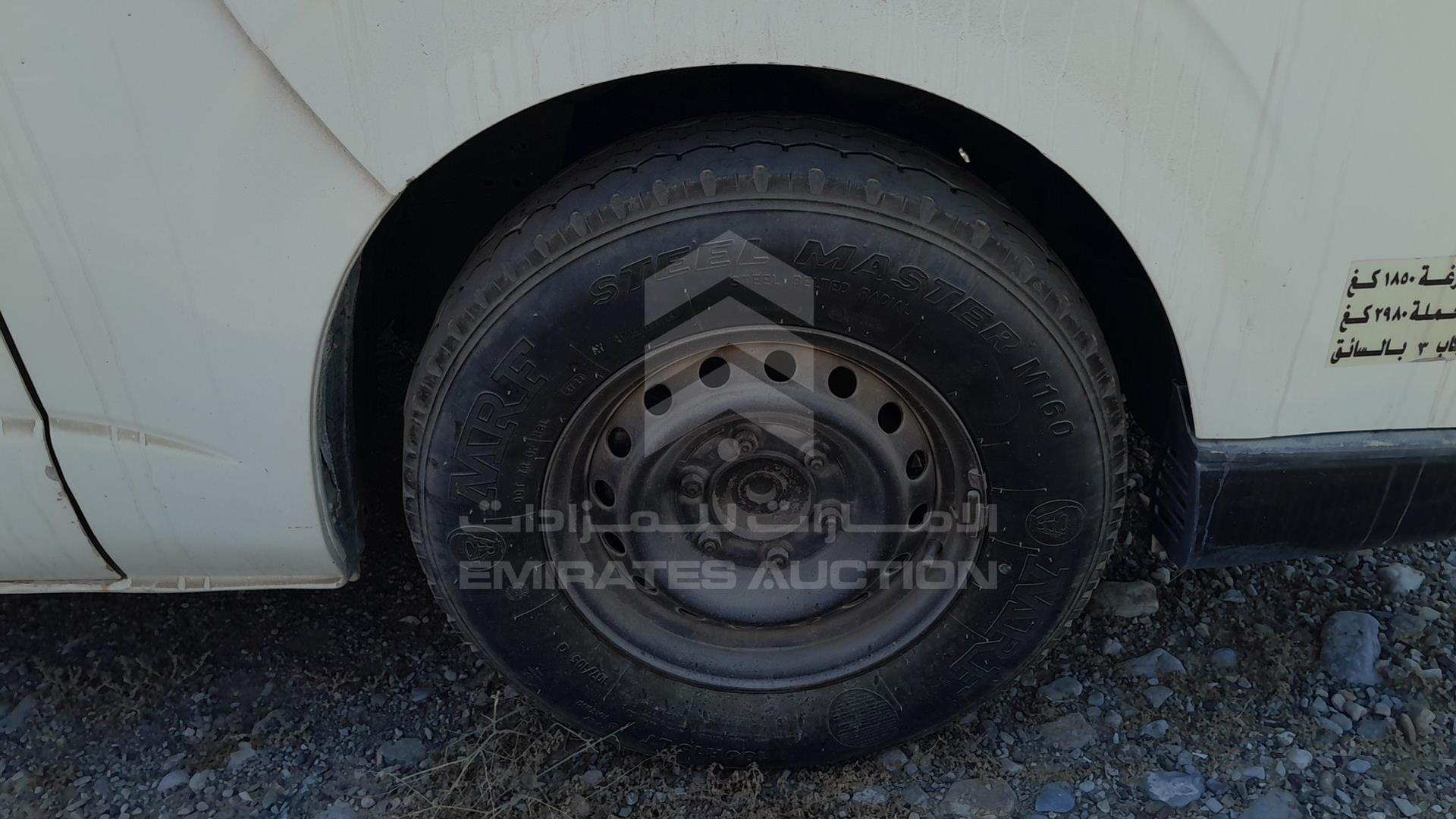 2006 TOYOTA HIACE VIN: JTFHX02P860008744