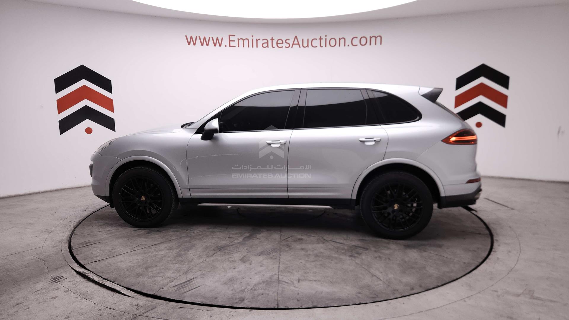 2017 PORSCHE CAYENNE VIN: WP1ZZZ92ZHKA90519