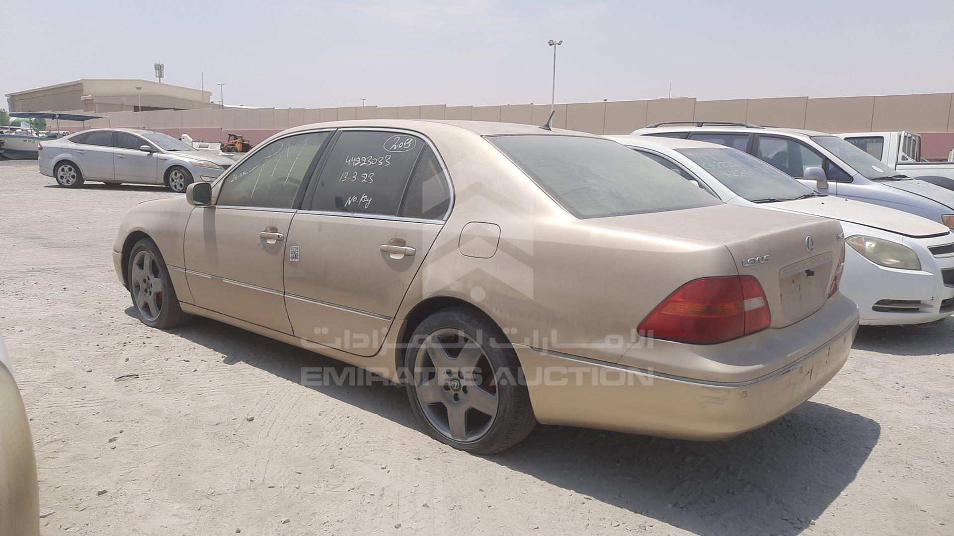 2001 LEXUS LS 430 VIN: JTHBN30F210008908