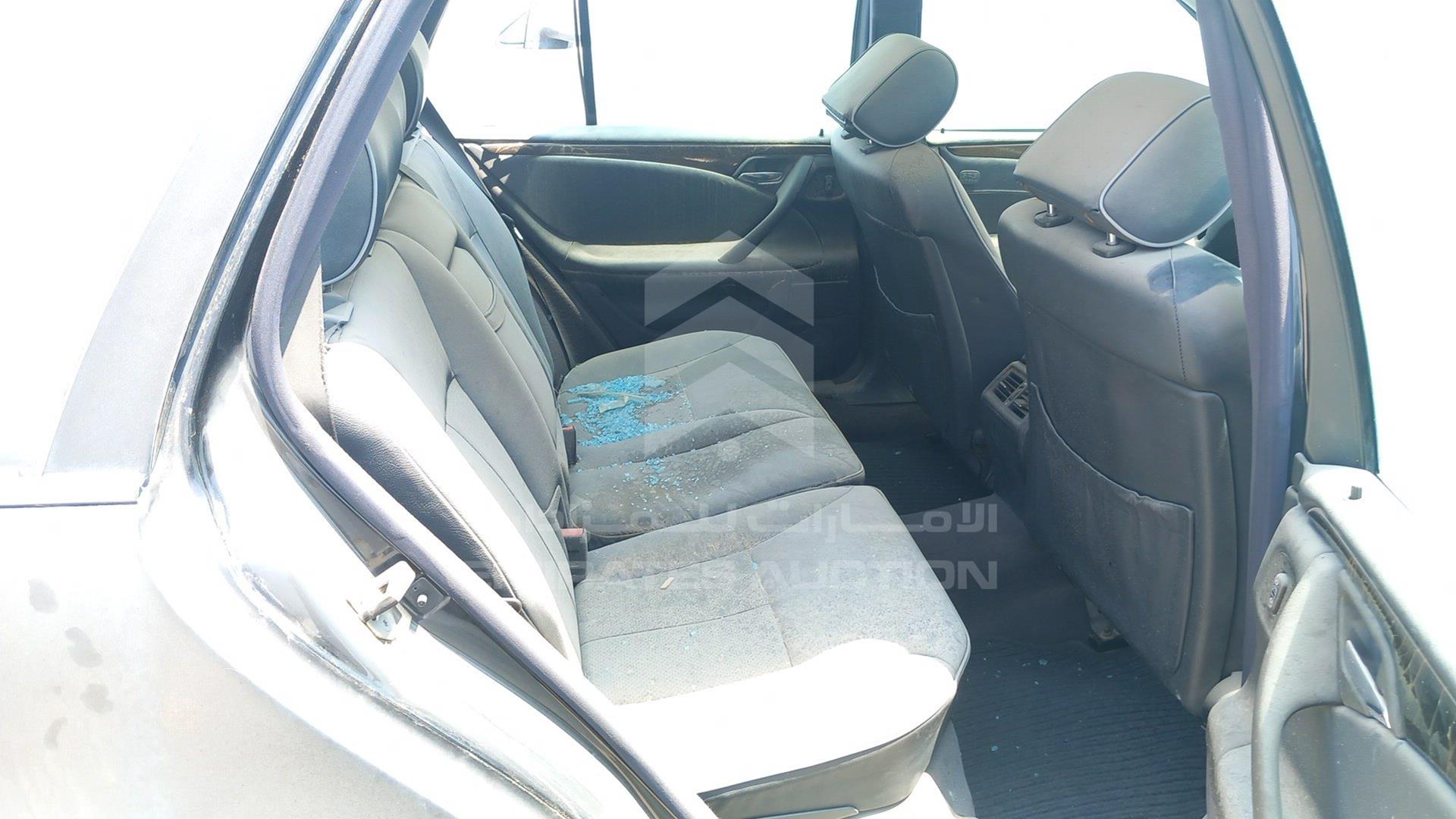0 MERCEDES --- VIN: WDB2102611A994360