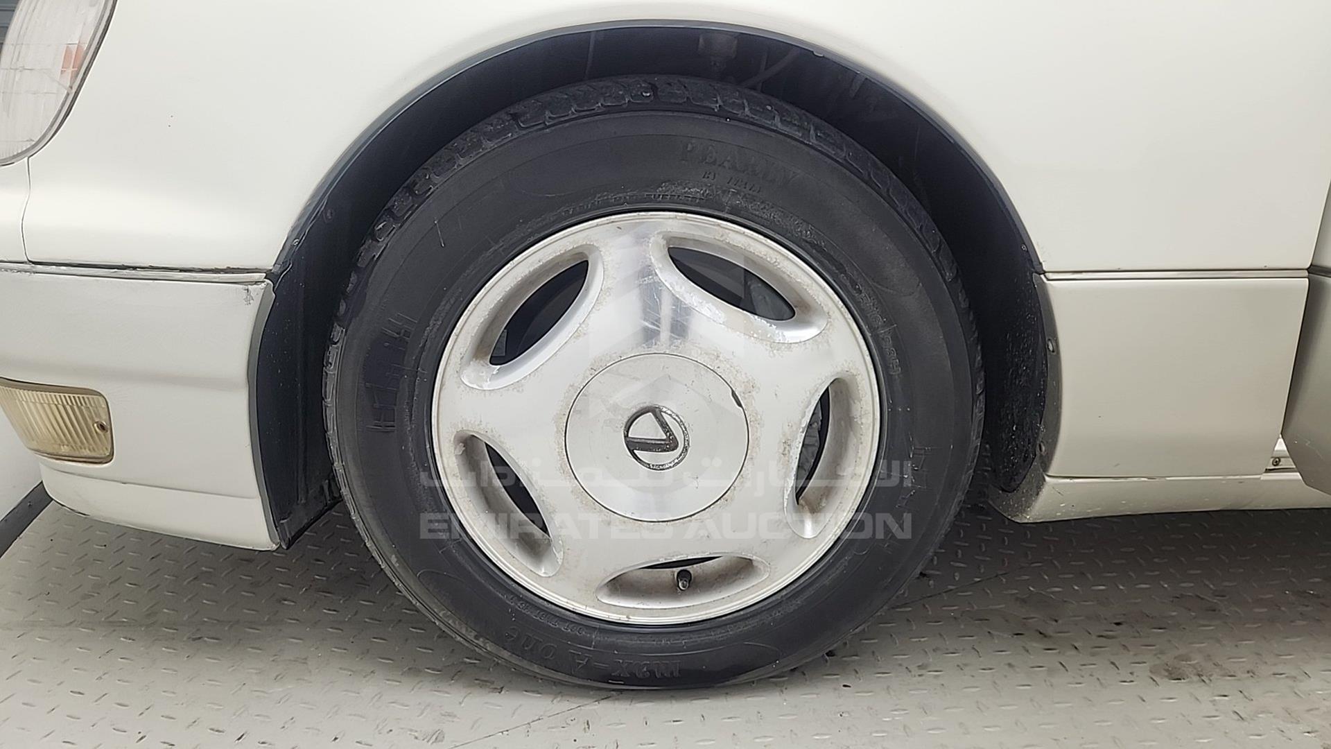 1999 LEXUS LS400 VIN: JT8BH28FXX0159817