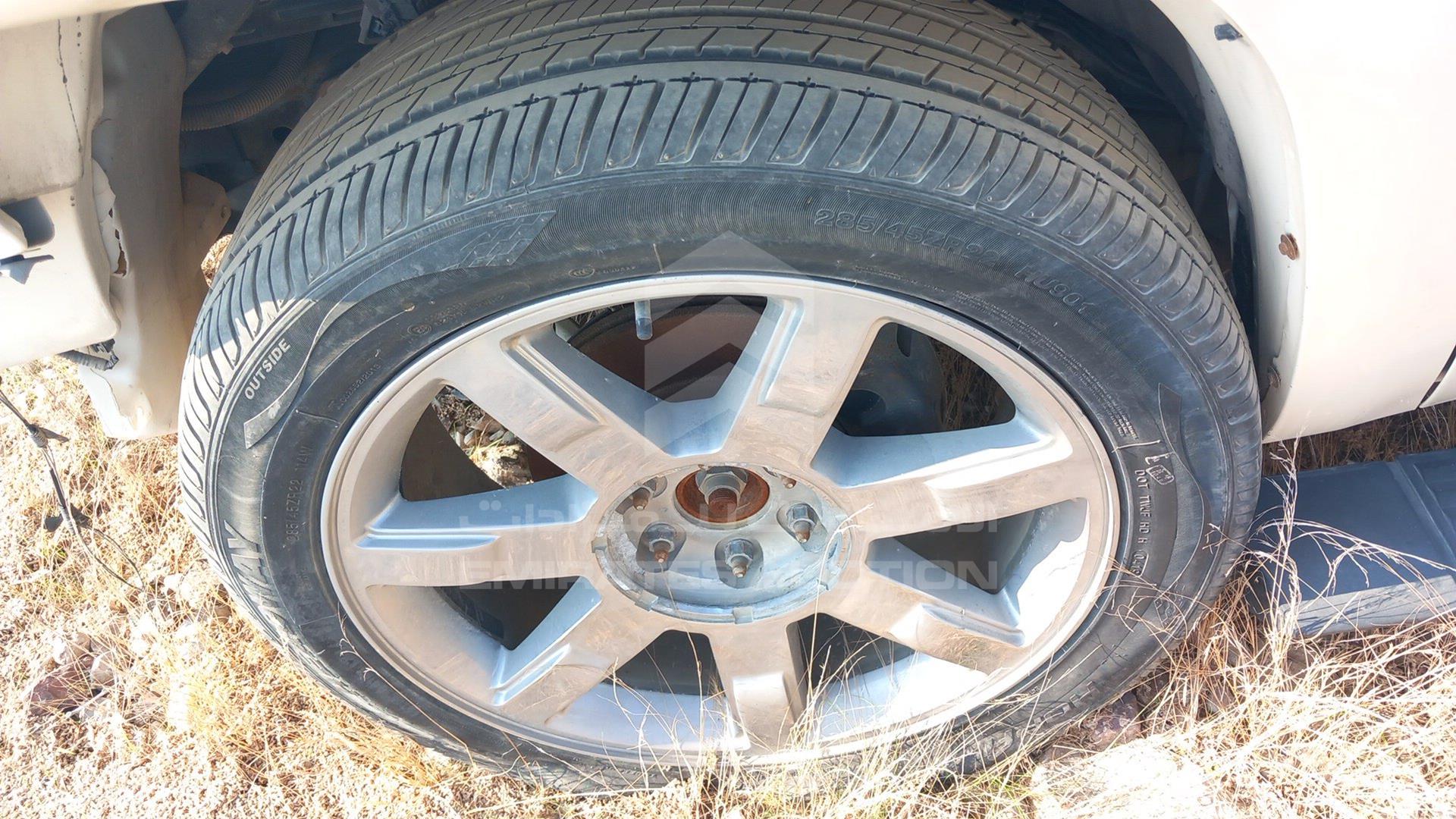 2007 CADILLAC ESCALADE VIN: 1GYFK63807R311985