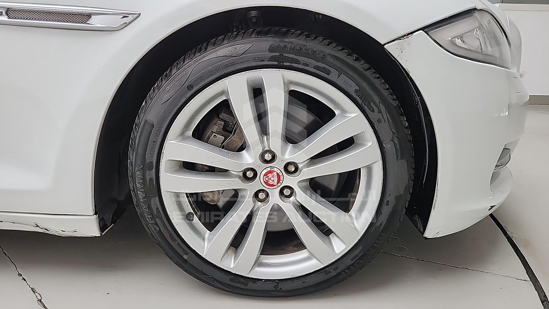 2014 JAGUAR XJL VIN: SAJAA22A5E8V64868