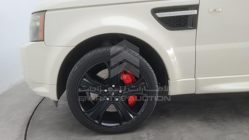 SALLSAAE4AA233314 Auction: EmiratesAuction Lot: 409182 SALLSAAE4AA233314 Range Rover Sport 2010 BLACK Photo 45