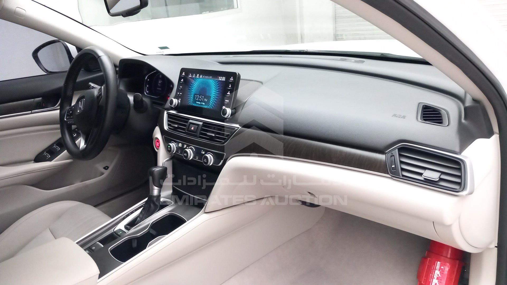 2022 HONDA ACCORD VIN: 1HGCV1661NA600576