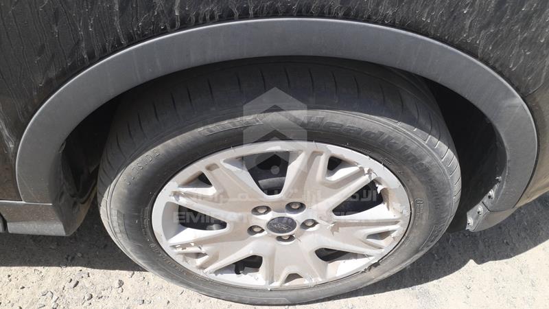 1FMCU0F70EUC03424 Auction: EmiratesAuction Lot: 405470 1FMCU0F70EUC03424 Ford Escape 2014 BLACK Photo 32