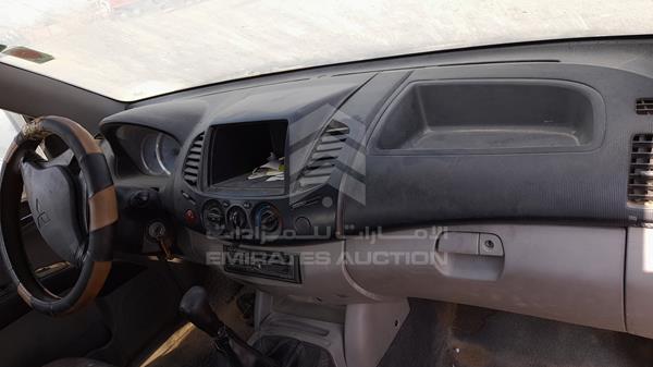 MMBJNKB408D030521 Mitsubishi L 200