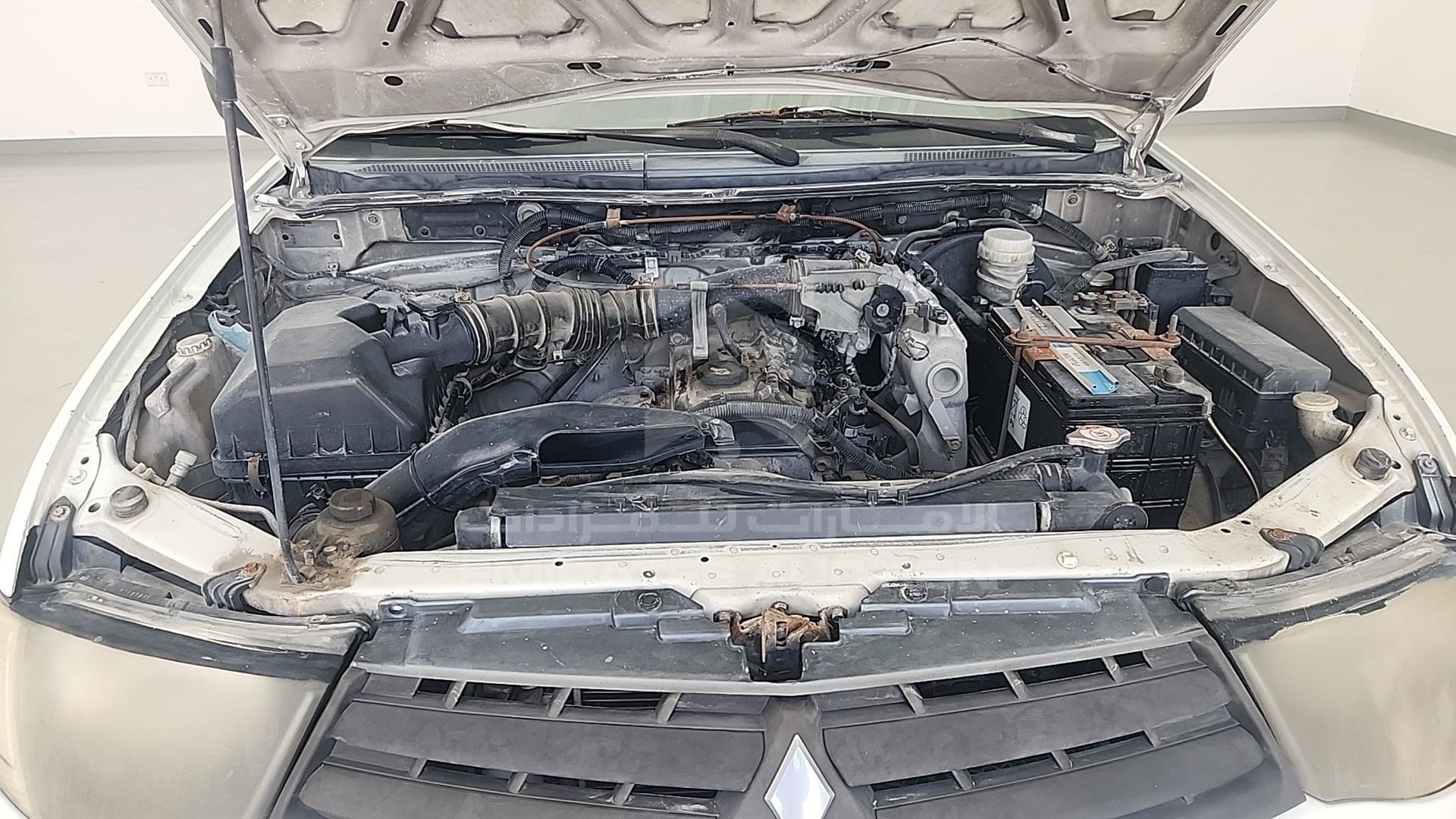 2013 MITSUBISHI L 200 VIN: MMBJNKA50DD029933