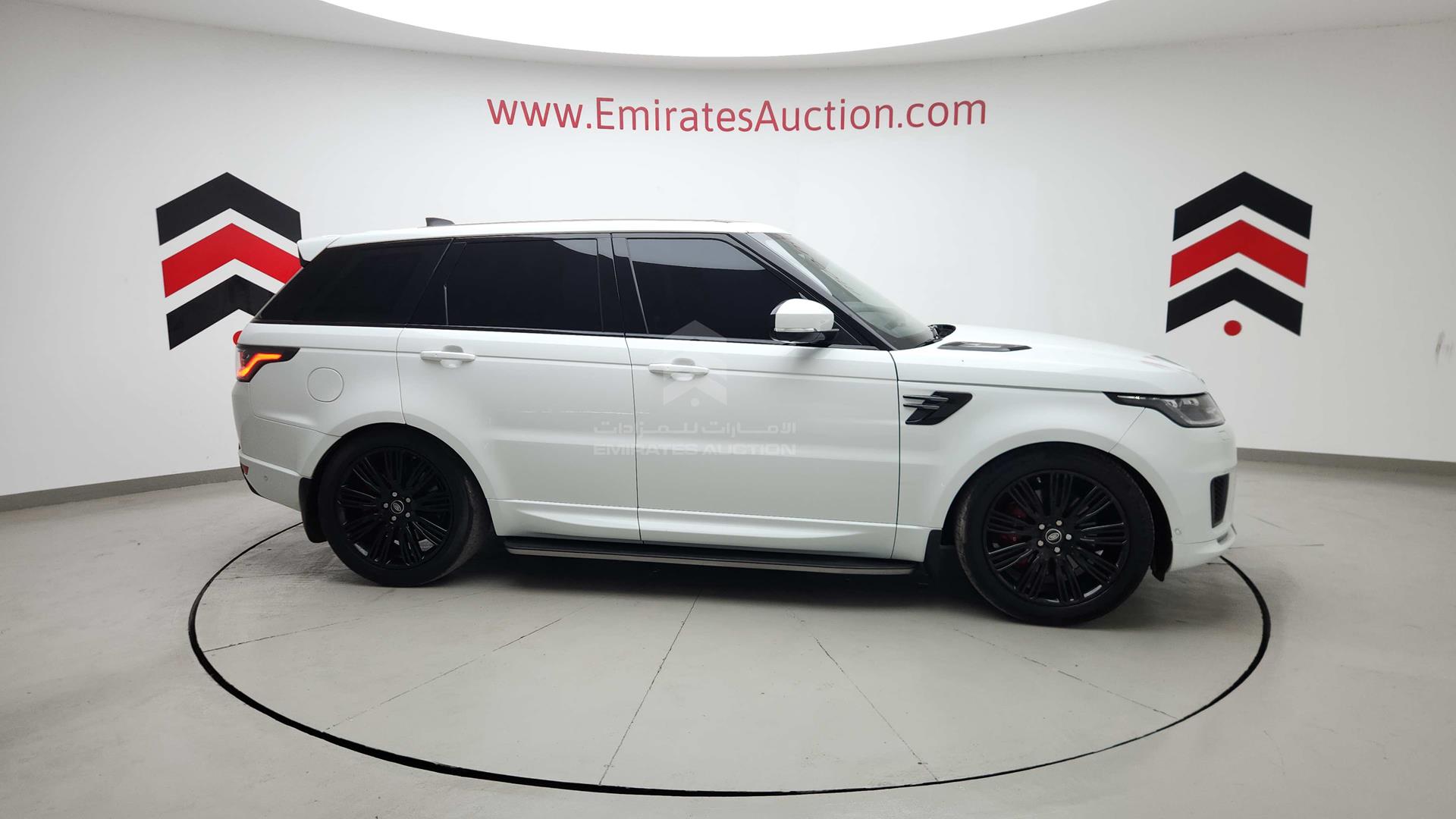 2019 RANGE ROVER SPORT VIN: SALWA2BE9KA832194