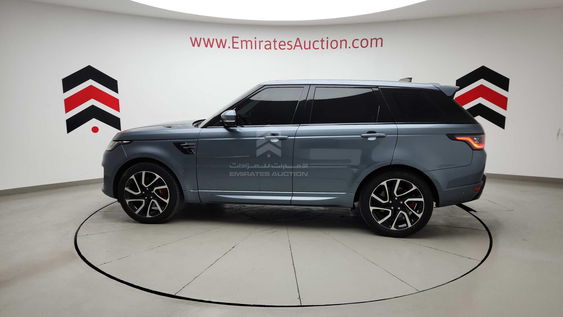 2018 RANGE ROVER SPORT VIN: SALWA2BE1JA185420