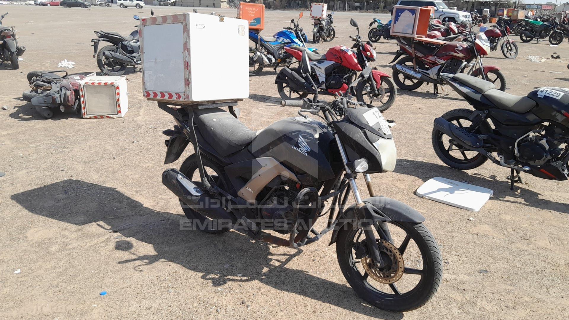 2016 HONDA UNICORN VIN: ME4KC2034G8003201