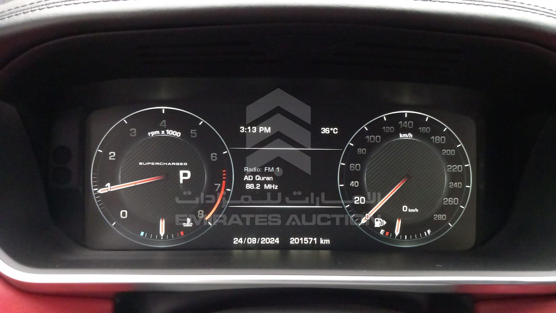 2016 RANGE ROVER VOGUE VIN: SALGA2EF9GA304882