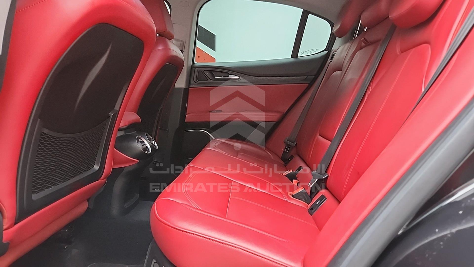 2019 ALFA ROMEO STELVIO VIN: ZASPAHBN4K7C52693