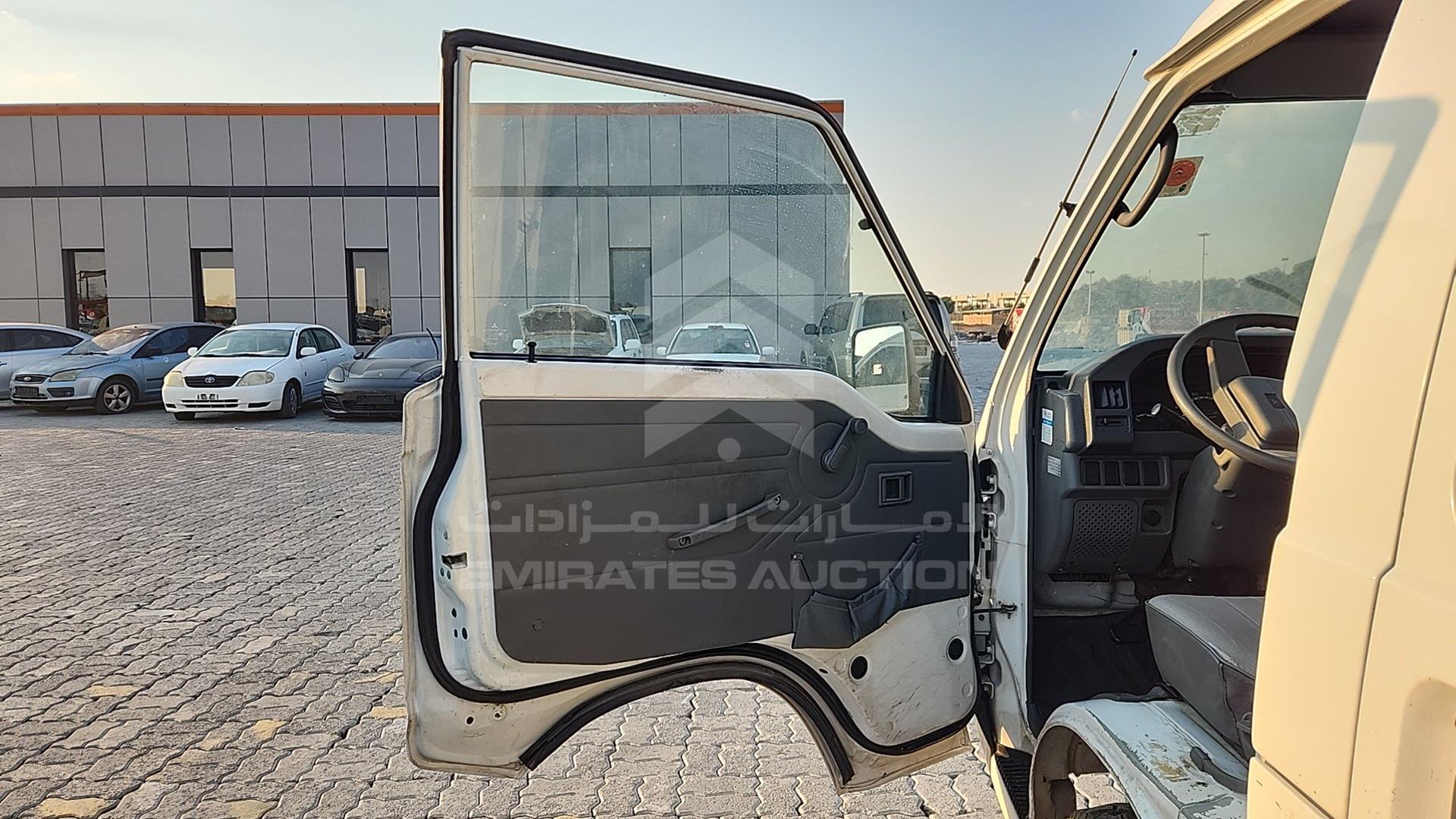 2014 MITSUBISHI L 300 VIN: JMYJNP13VEA700309