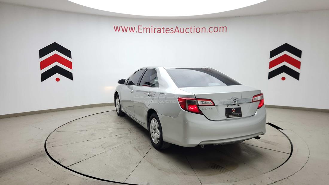 2015 Toyota Camry — Rear Left Angle — Photo 9