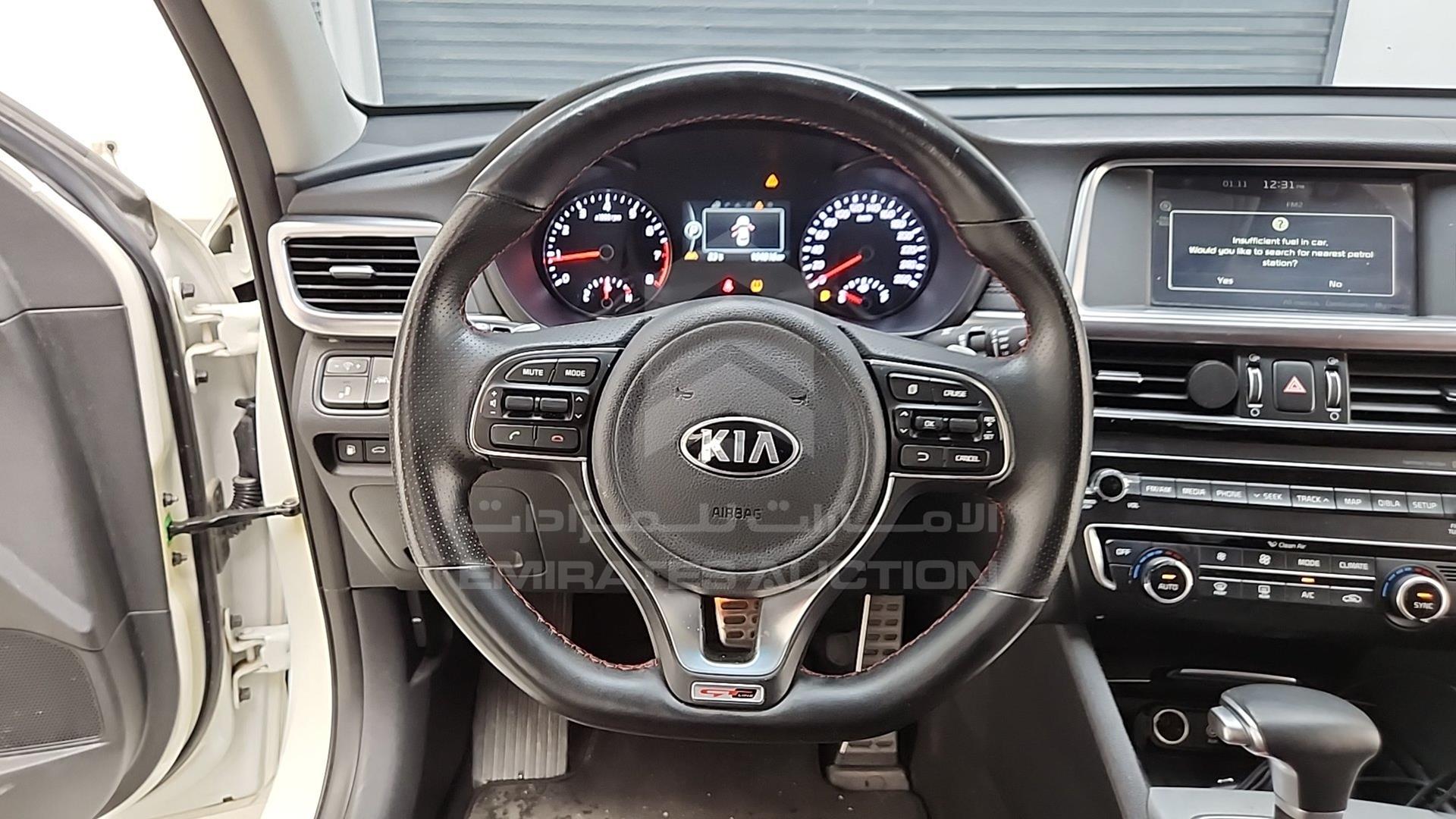 2017 KIA OPTIMA VIN: KNAGW414XH5146326