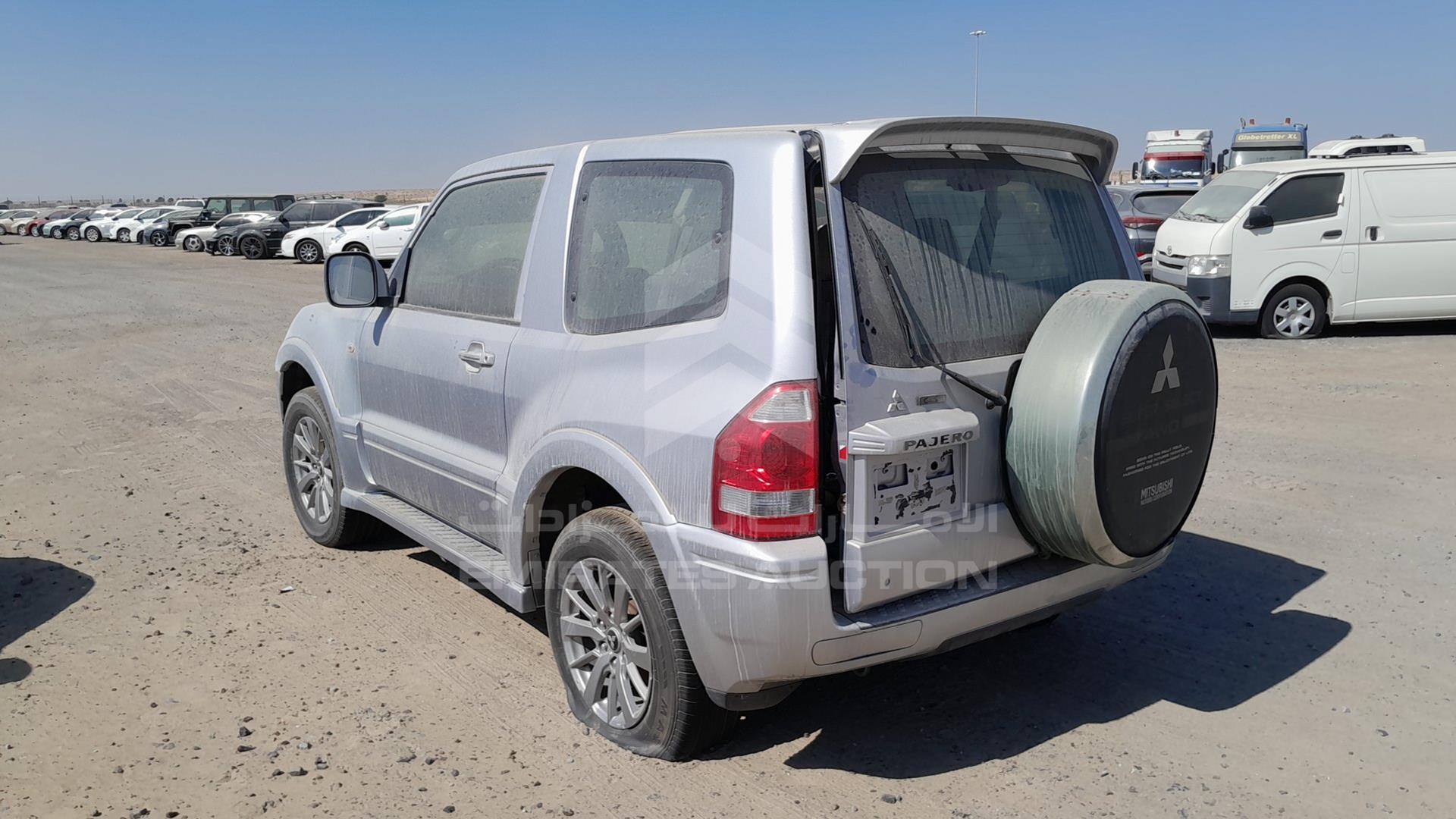 2006 MITSUBISHI PAJERO VIN: JMYMRV63W6J709529
