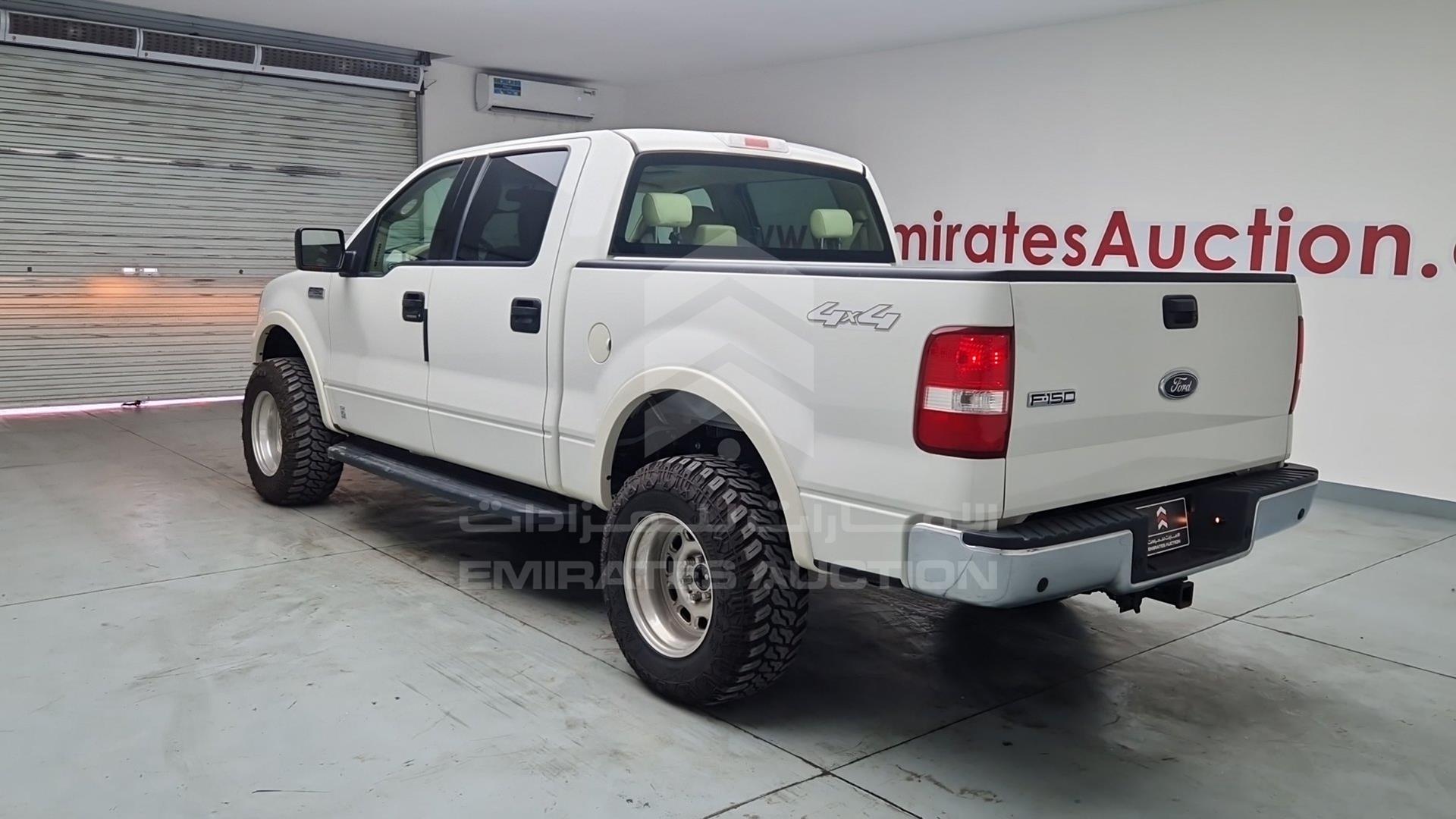 2004 FORD F-150 VIN: 1FTPW14594KC13029