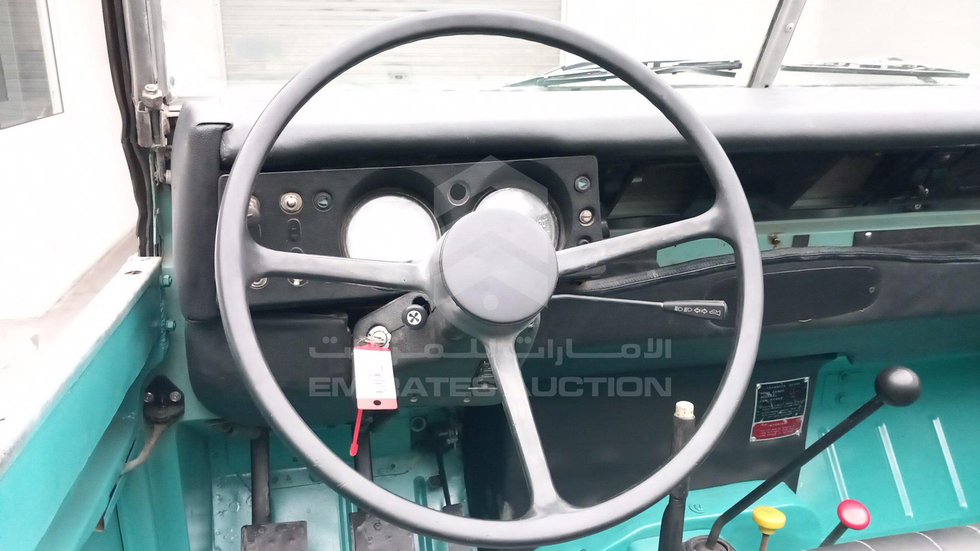 1980 LAND ROVER DEFENDER VIN: 547521