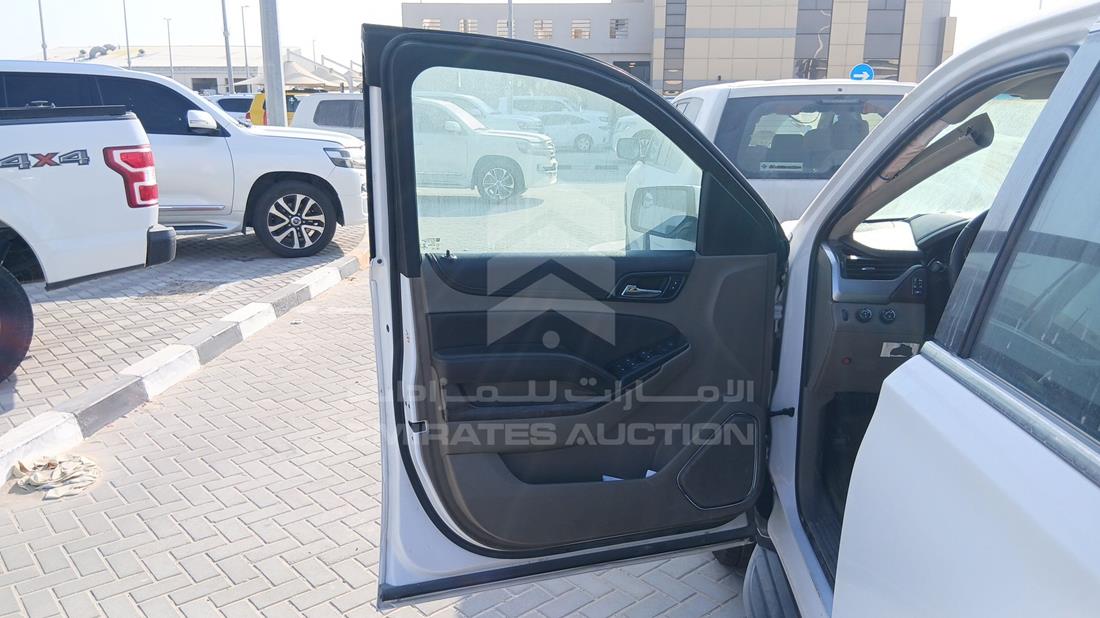 2019 Chevrolet Suburban — Front Left Door — Photo 10