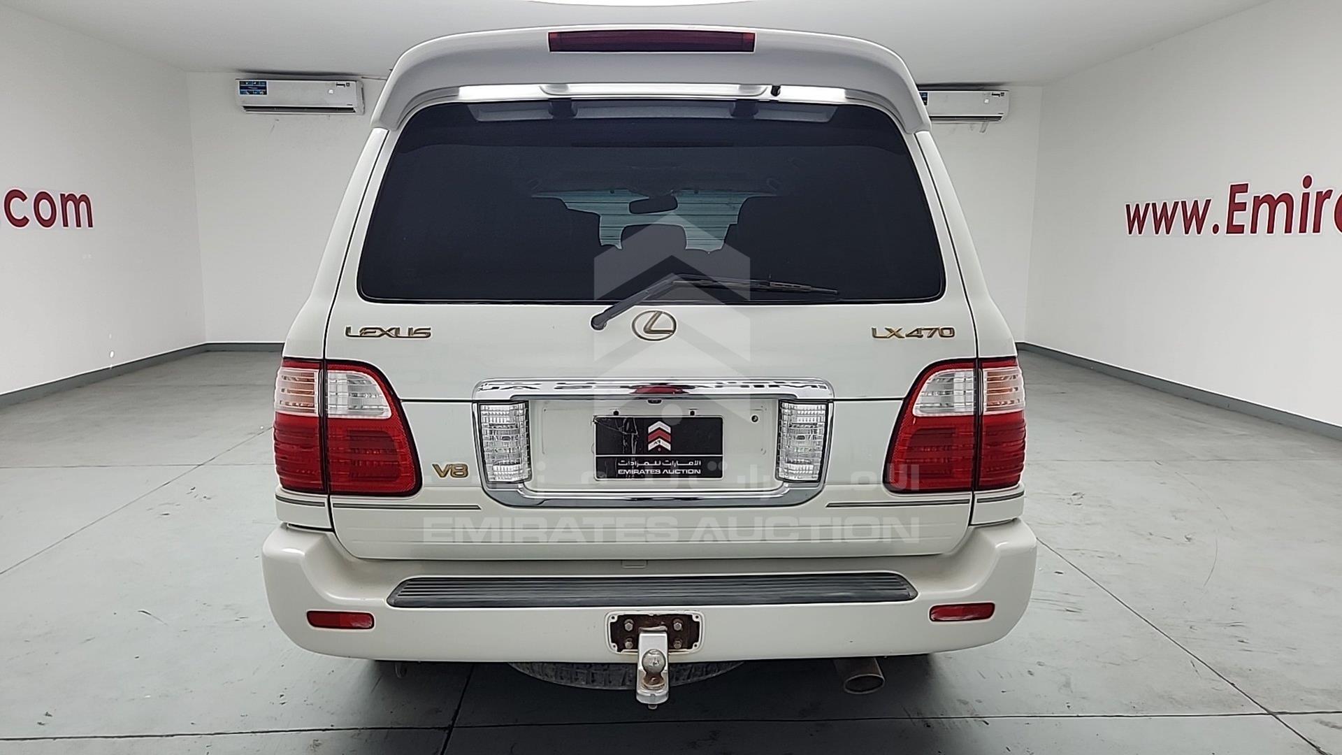 2005 LEXUS LX 470 VIN: JTJHT00W154003131