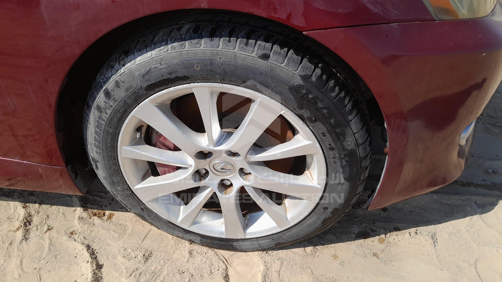 2010 LEXUS IS300 VIN: JTHFG2526A2500731