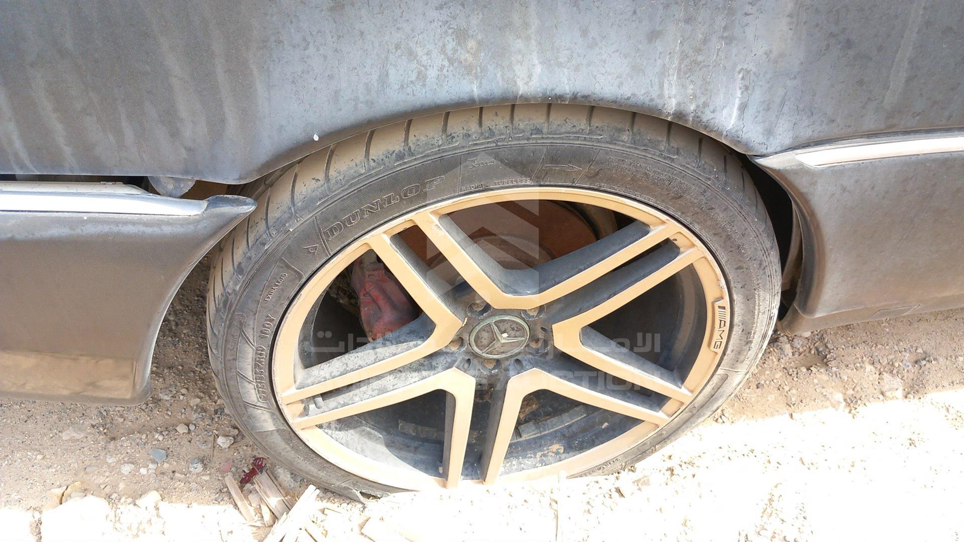 0 MERCEDES CL 500 VIN: WDB1400701A188844