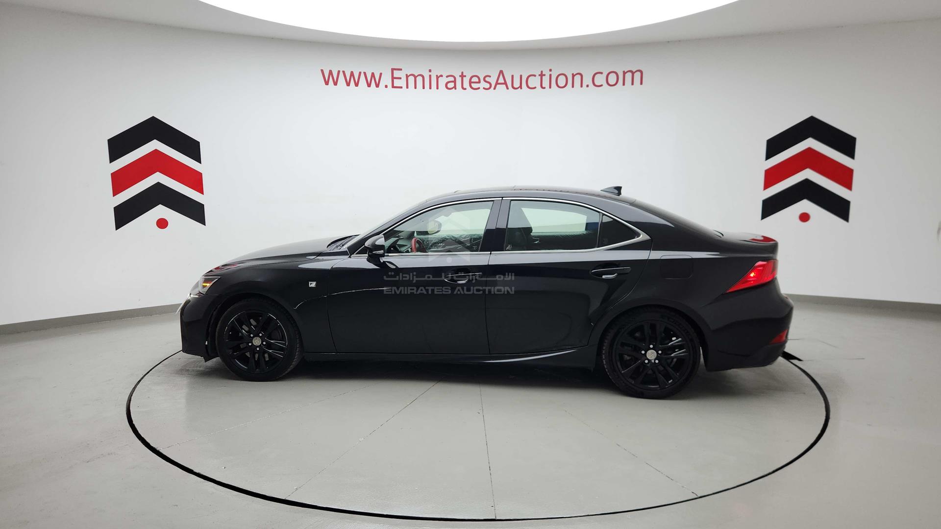 2018 LEXUS IS300 VIN: JTHBA1D26J5067048