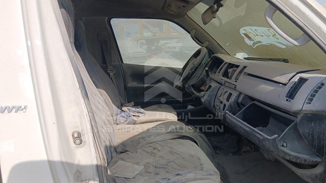 2007 Toyota Hiace — Front Right Passenger Seat View — Photo 22