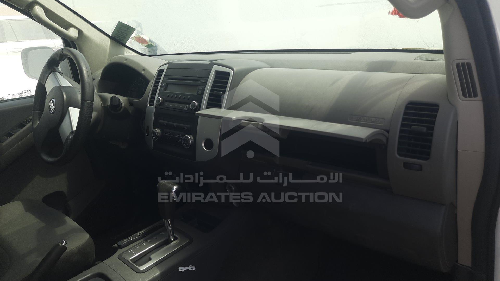 2014 NISSAN XTERRA VIN: 5N1AN0N69EN801017