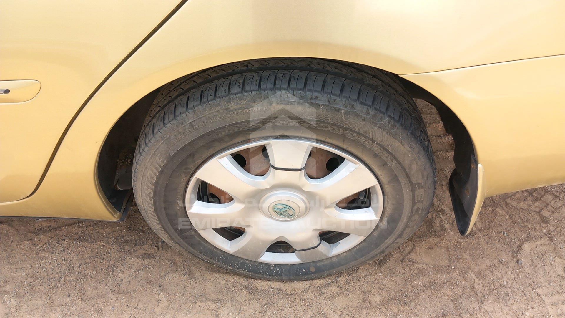 2003 TOYOTA --- VIN: 6T1BE32K63X403261