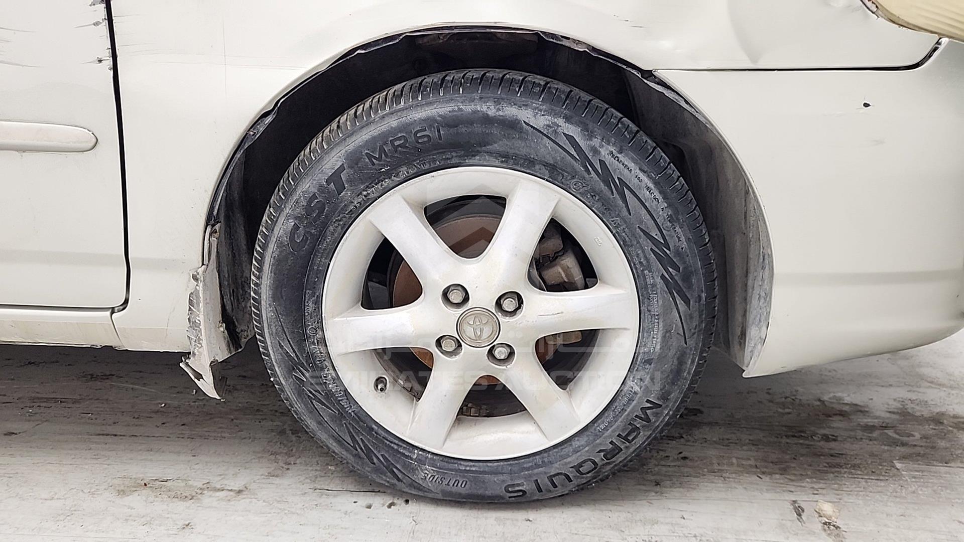 2005 TOYOTA COROLLA VIN: ZE15035586