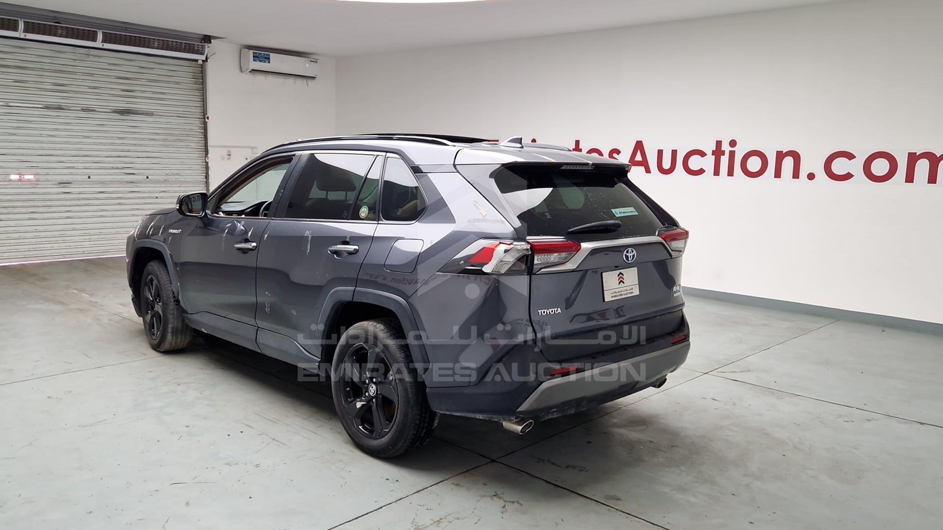 2021 TOYOTA RAV-4 VIN: JTMDW3FV5MD102476