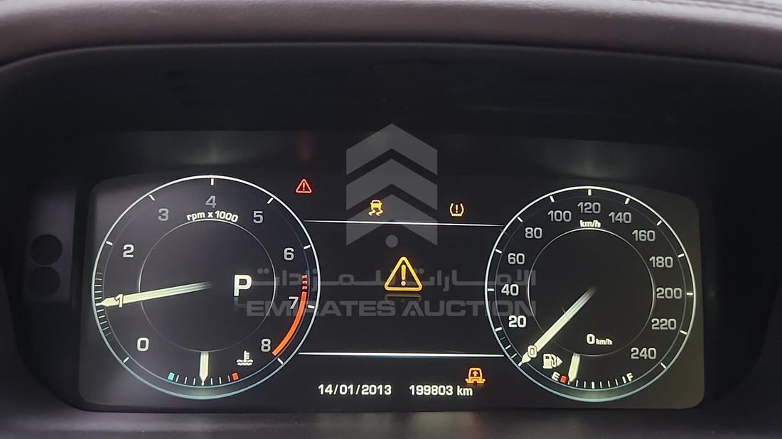 2016 Range Rover Vogue — Speedometer & RPM Gauges — Photo 16