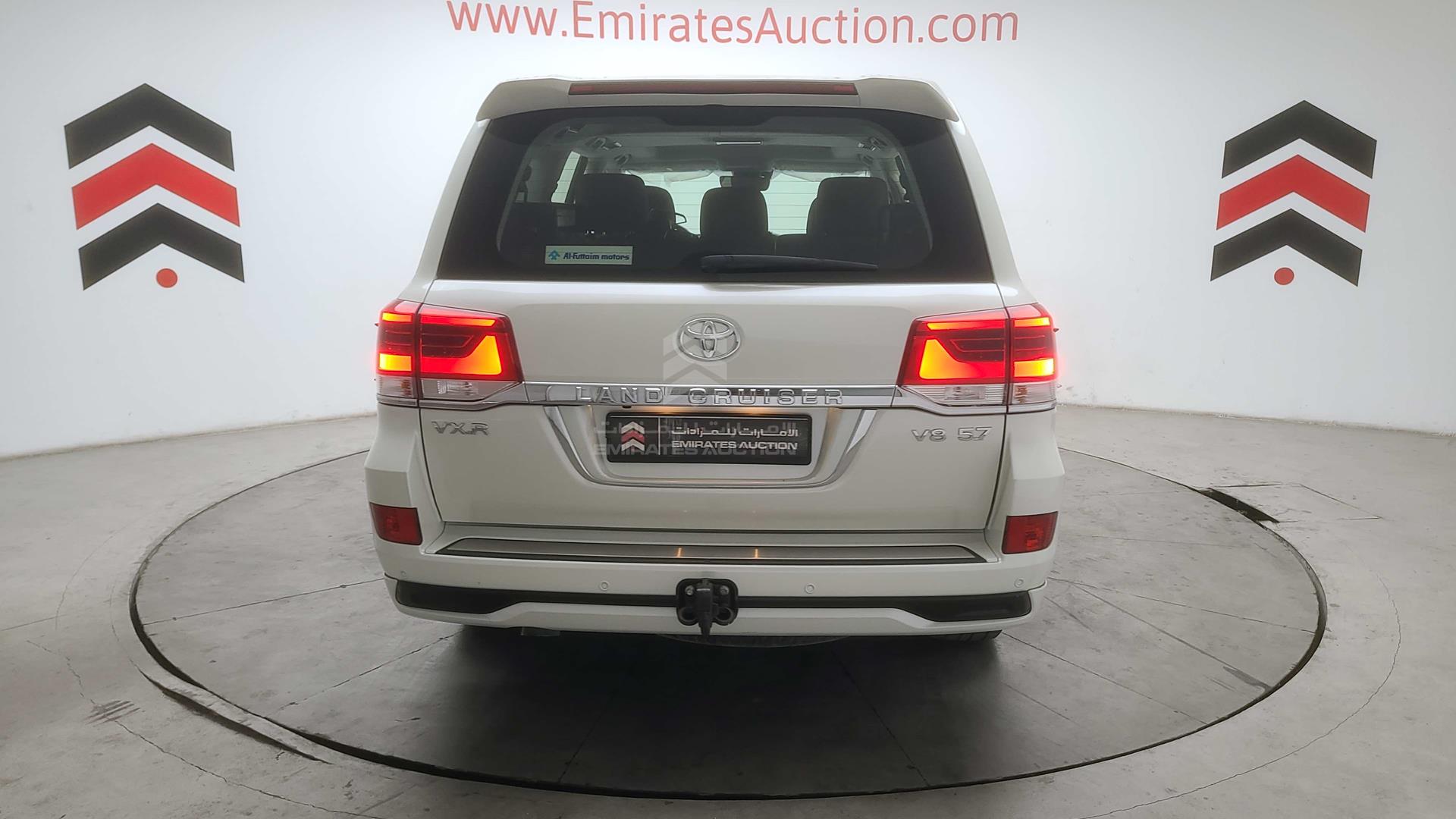 2017 TOYOTA LAND CRUISER VIN: JTMHY05J3H4054037