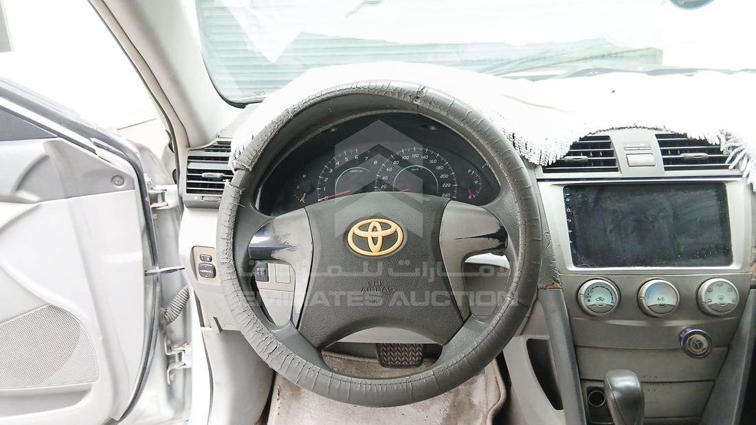 2007 Toyota Camry — Steering & Mounted Controls — Photo 14
