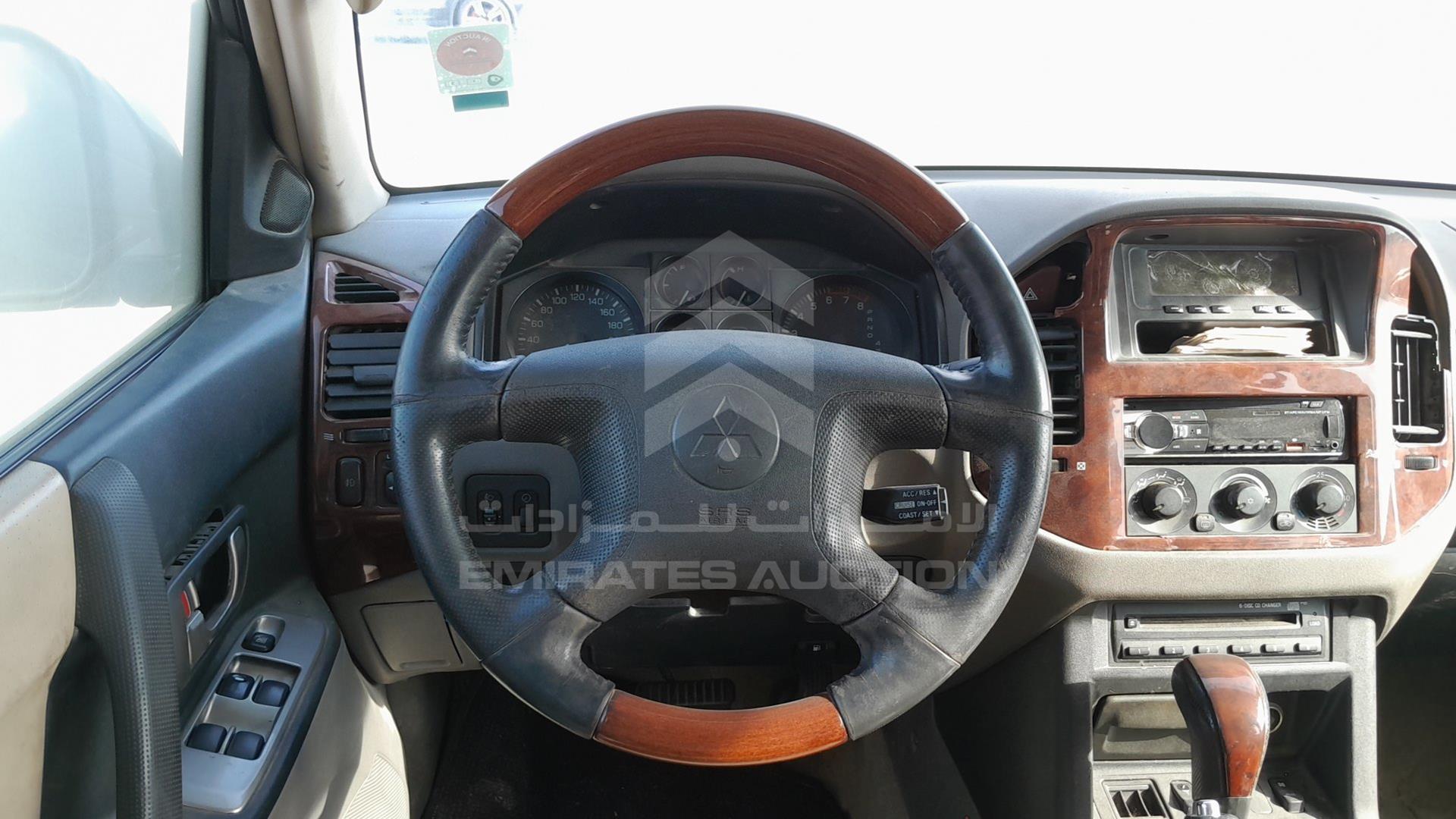 2004 MITSUBISHI PAJERO VIN: JMYLRV73W4J704652