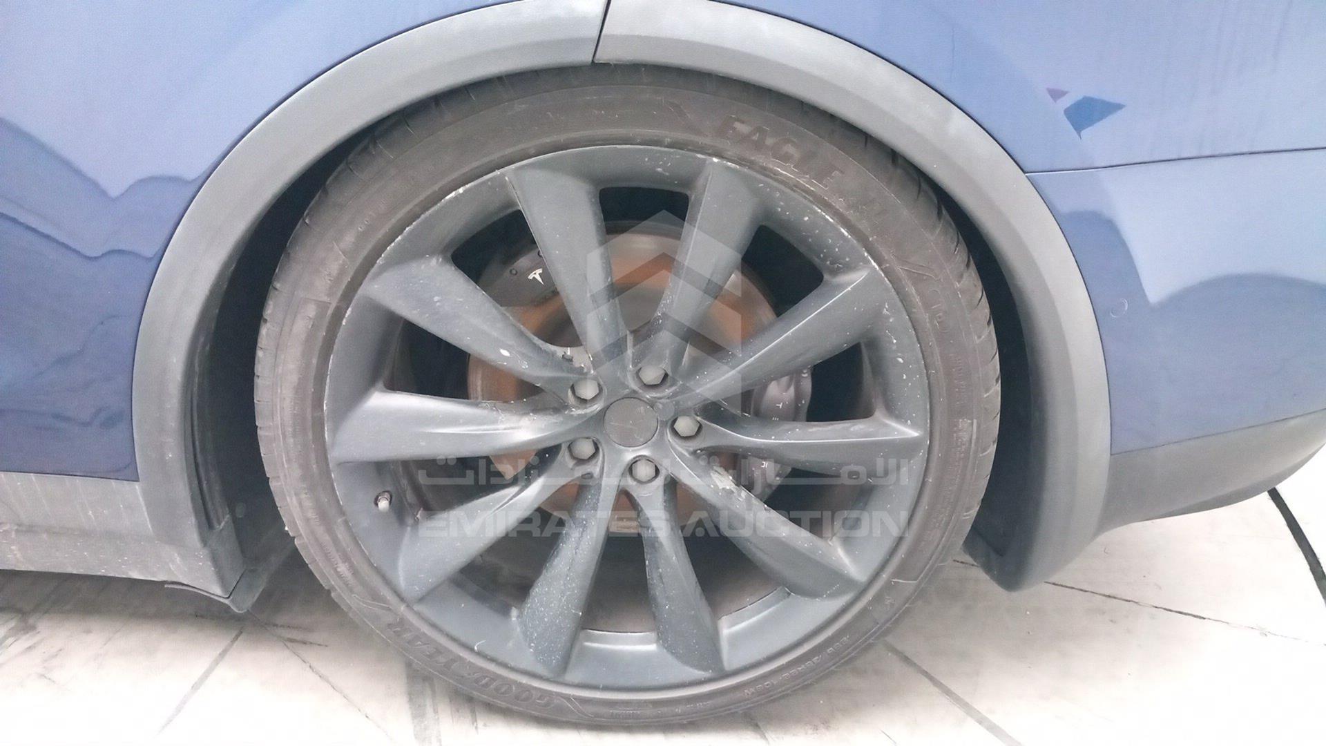 2017 TESLA MODEL X VIN: 5YJXCCE2XHF048989