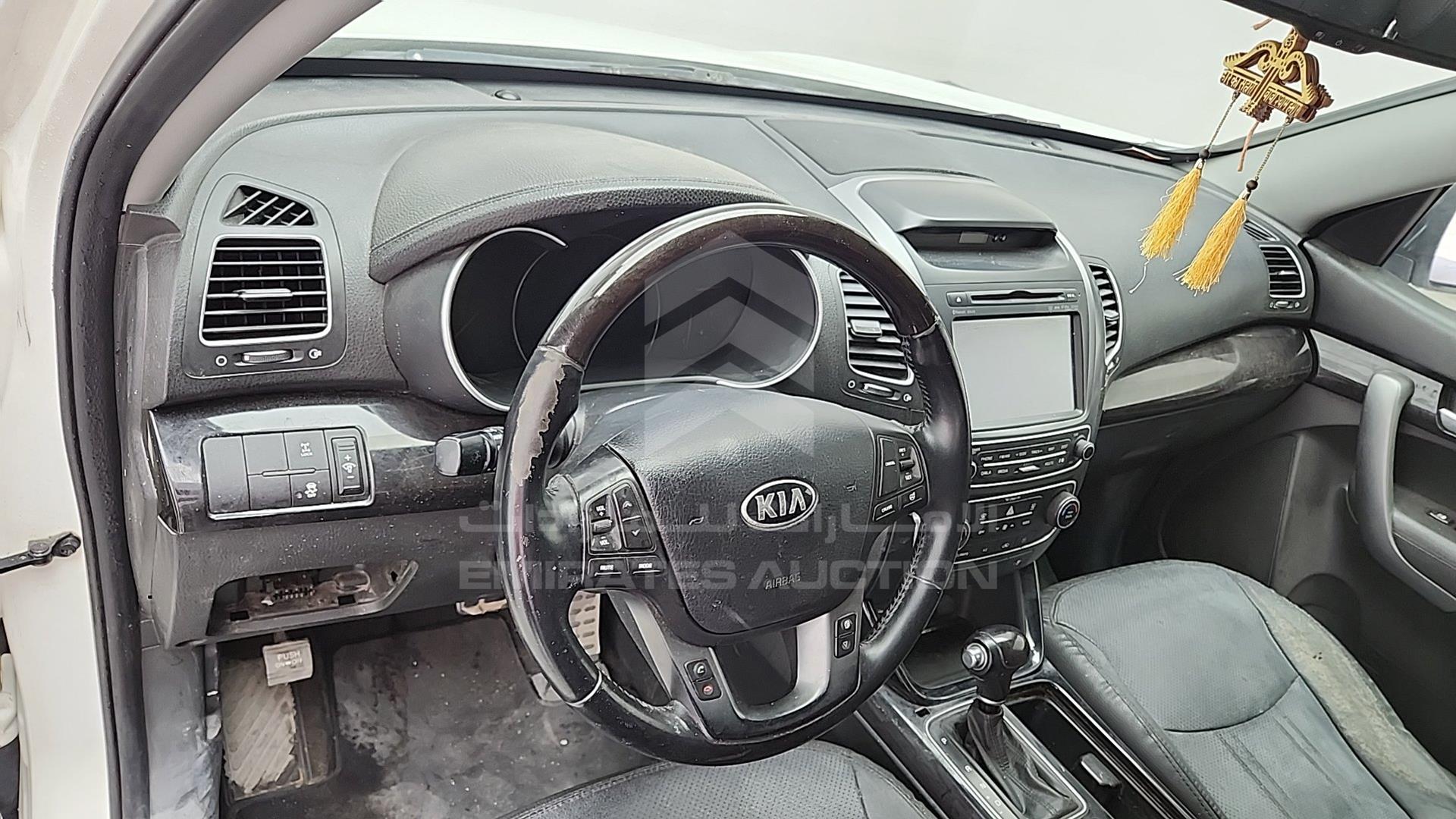 2013 KIA SORENTO VIN: KNAKU8138D5383759