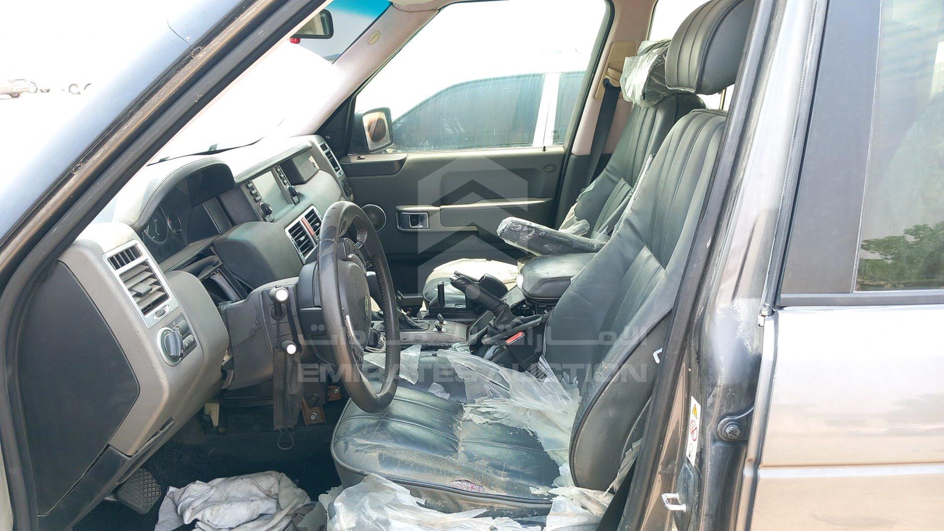 2005 RANGE ROVER HSE VIN: SALLMAMA45A189270