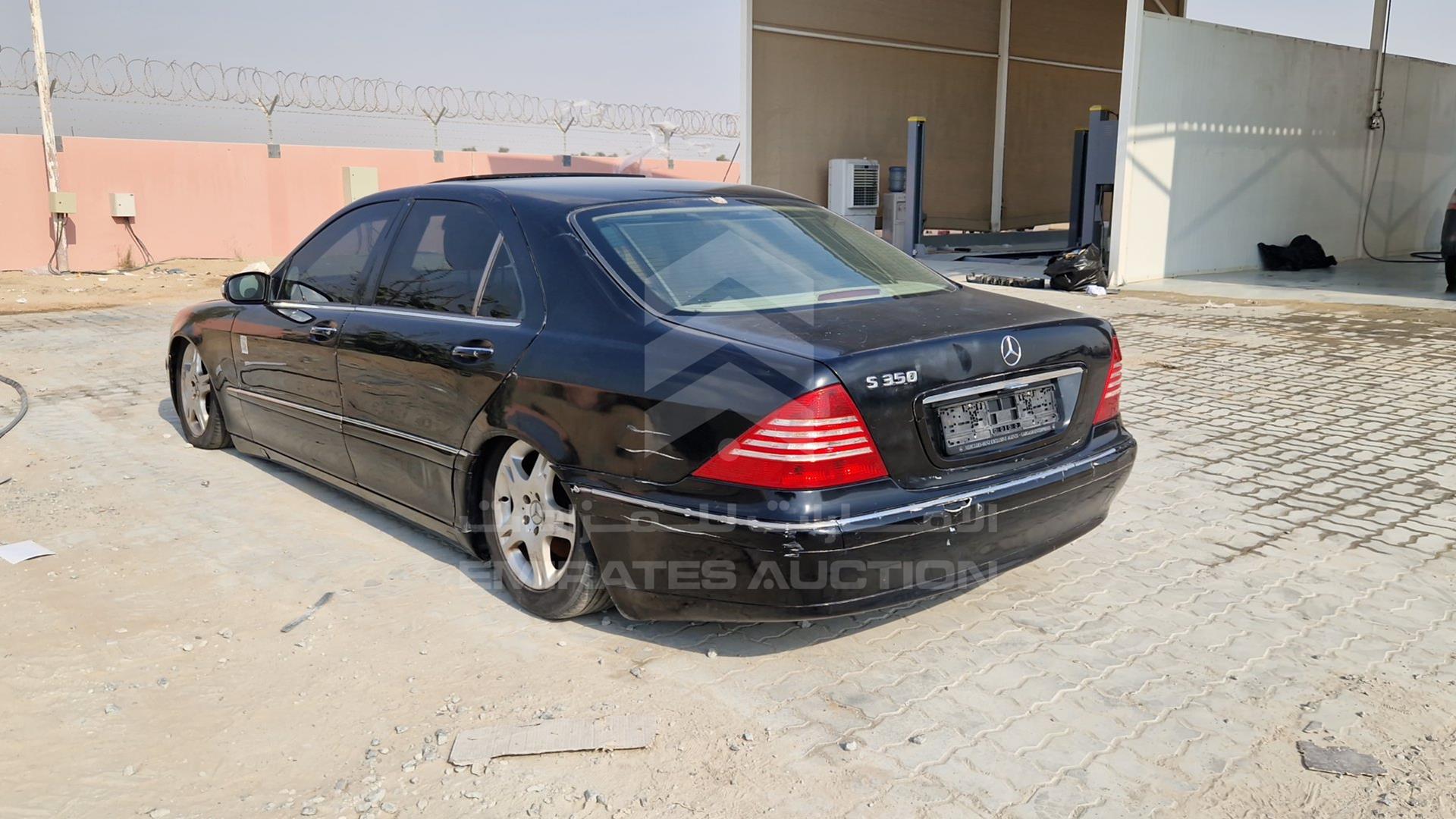 2004 MERCEDES C 350 VIN: WDB2201671A413805