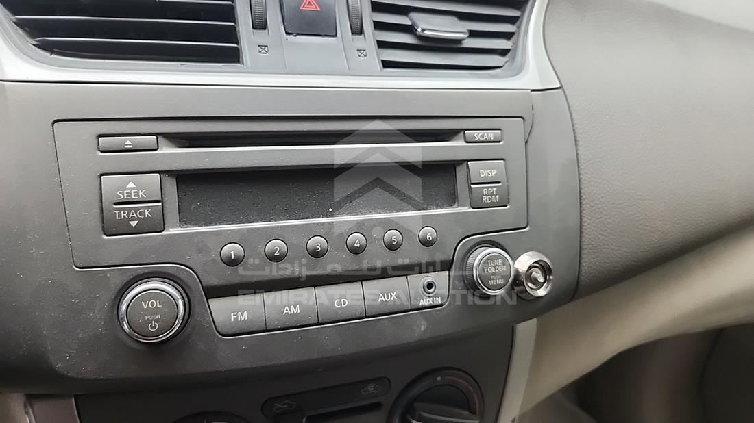 2014 Nissan Sentra — Dent — Photo 30