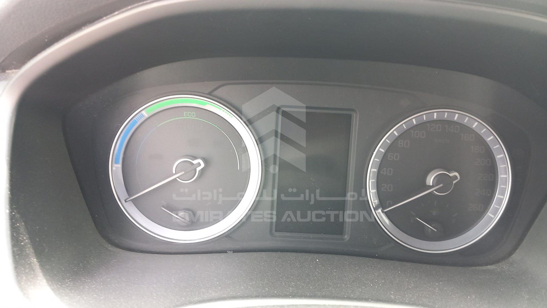 2019 HYUNDAI SONATA VIN: KMHE24132KA092933