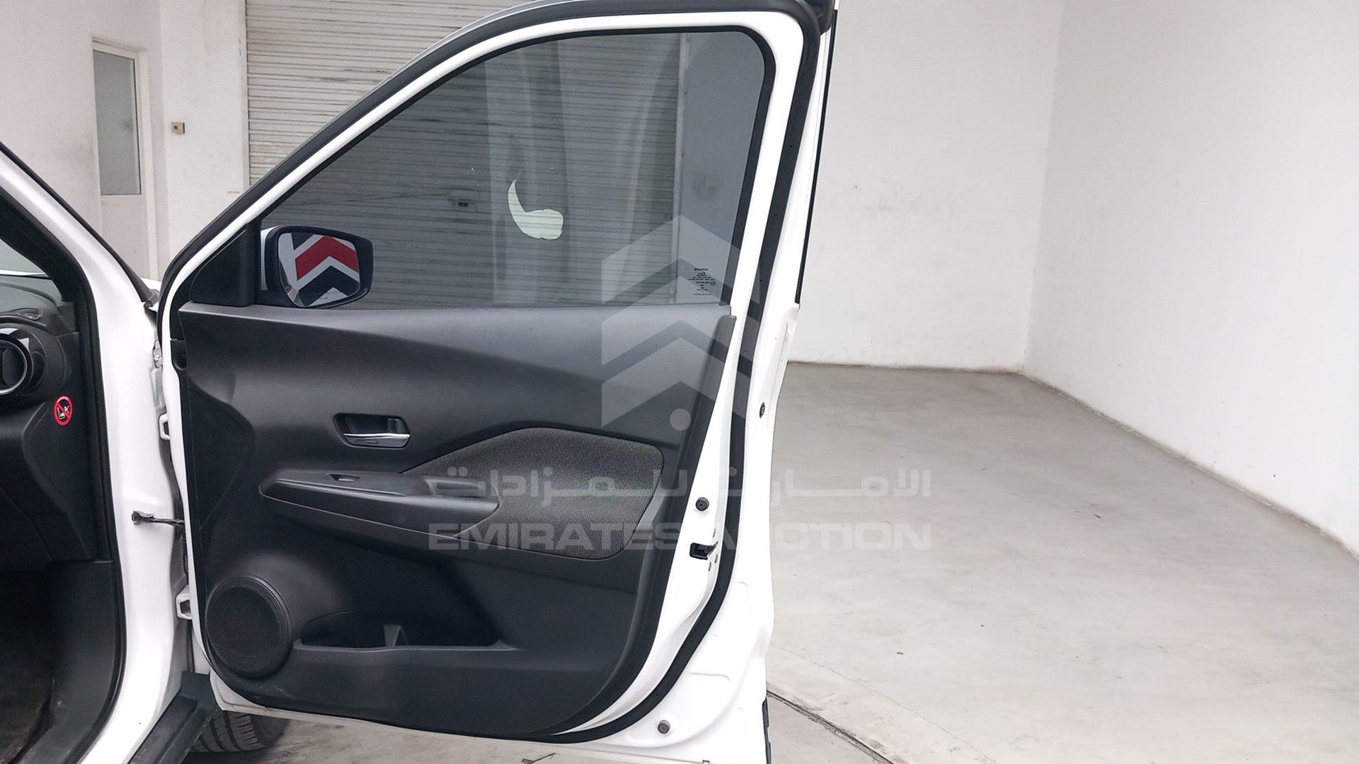 2018 NISSAN KICKS VIN: 3N1CP5C90JL484114